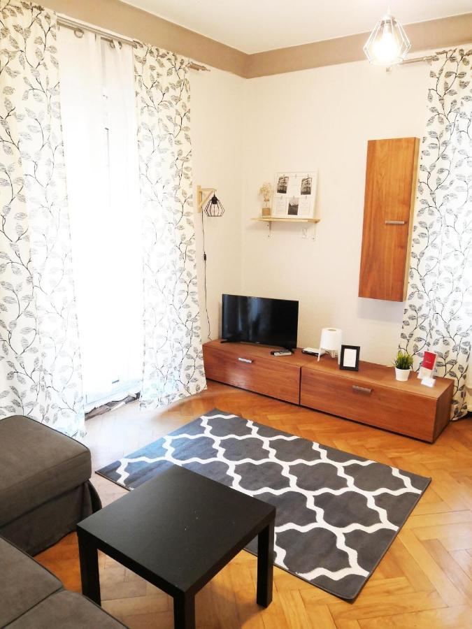 Bankowa 8 Guest Rooms 지엘로나구라 외부 사진