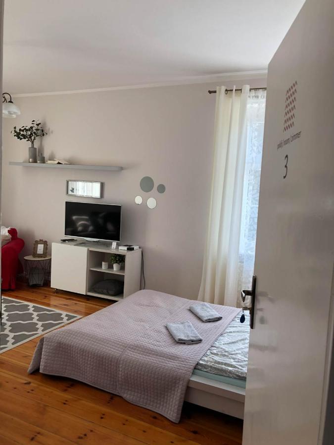 Bankowa 8 Guest Rooms 지엘로나구라 외부 사진