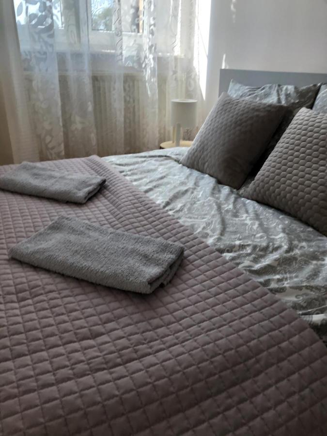 Bankowa 8 Guest Rooms 지엘로나구라 외부 사진