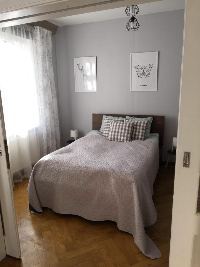 Bankowa 8 Guest Rooms 지엘로나구라 외부 사진
