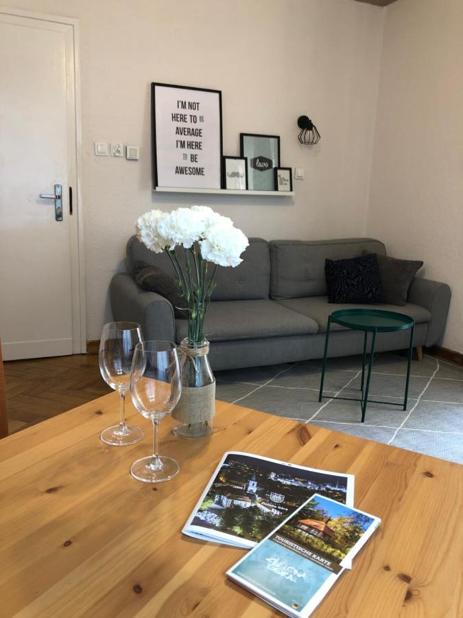 Bankowa 8 Guest Rooms 지엘로나구라 외부 사진