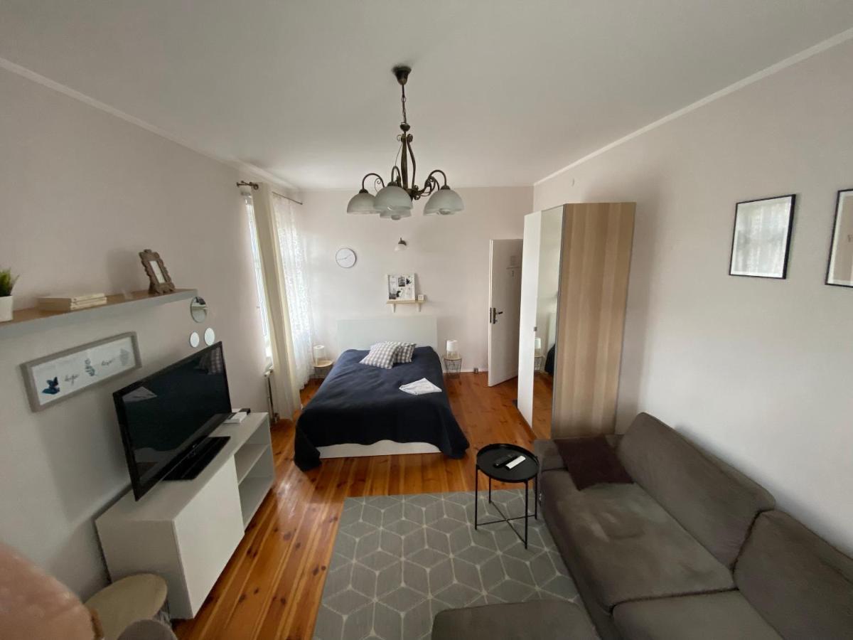 Bankowa 8 Guest Rooms 지엘로나구라 외부 사진
