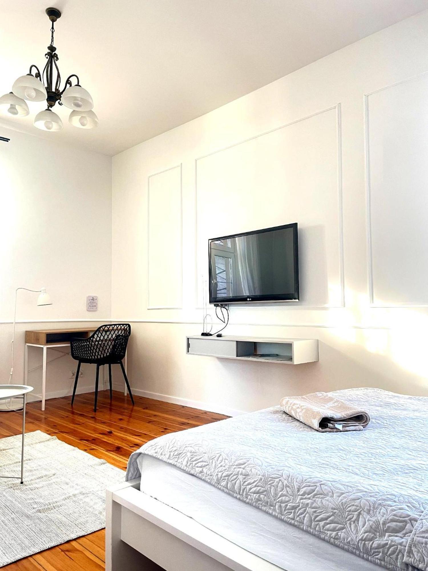 Bankowa 8 Guest Rooms 지엘로나구라 외부 사진